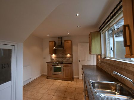 Rutland Road, Stamford, PE9 - Photo 2