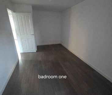 2 Bed Semi-Detached House, Elderberry Close, BS14 - Photo 5