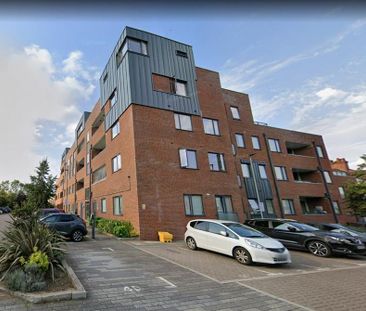 2 bedroom flat to rent - Photo 5