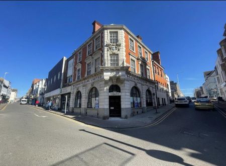 3 bedroom flat to rent - Photo 3