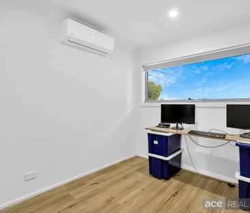 3/15 Barwise Street, Laverton, Vic 3028 - Photo 6