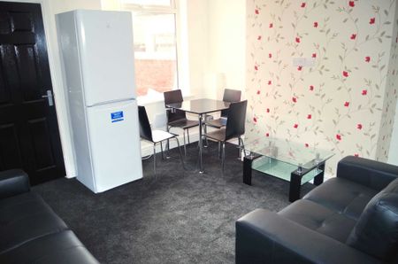 Lydford Street, Salford - Photo 2