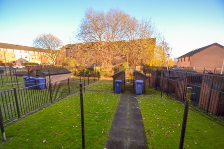 1 bed flat to rent in Wellshot Road, Glasgow, G32 - Photo 2