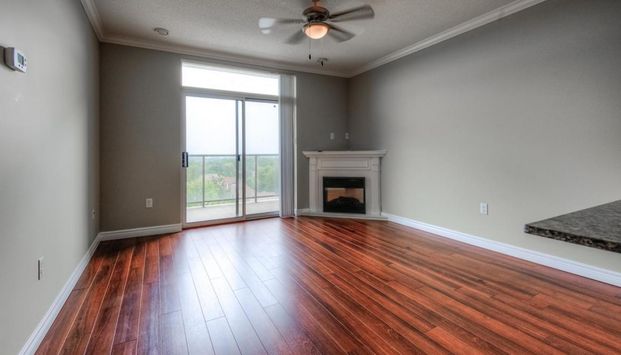 Richmond Hill - Photo 1