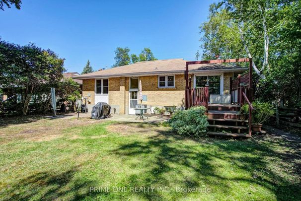 For Lease - 164 Meadowvale Road Unit# Main, Toronto, Ontario - Photo 1