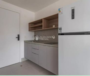 Apartamento com 1 quarto e 26m² para alugar em Passo da Areia, Port... - Photo 6