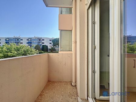 Apartment - Photo 4