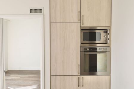 For Lease - 27 Bathurst Street Unit# 1803, Toronto, Ontario - Photo 5