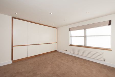 St Johns Wood Park, St Johns Wood, London, NW8 6RN - Photo 3