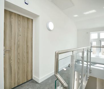 Harrington close, Upton - Photo 3