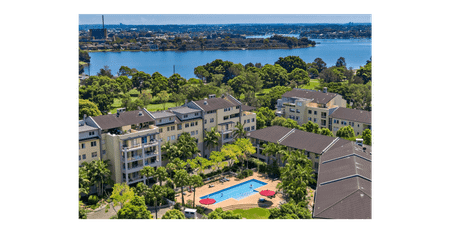 Spacious Ground Floor Garden Apartment - Photo 3