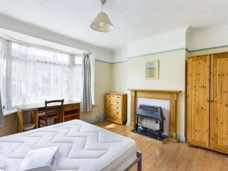 4 bedroom terraced house to rent - Photo 2