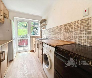 Guildford Park Avenue, Guildford, Surrey, GU2 7NH - Photo 3