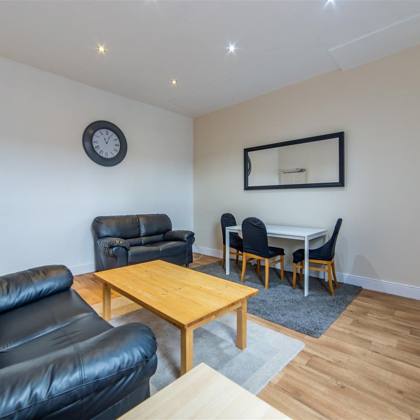 3 bed flat to rent in Glenthorn Road, Jesmond, NE2 - Photo 1