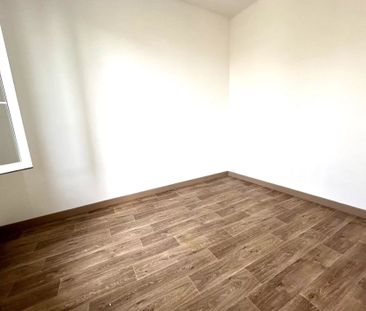 Location Appartement 2 pièces 35 m2 à Aubagne - Photo 3