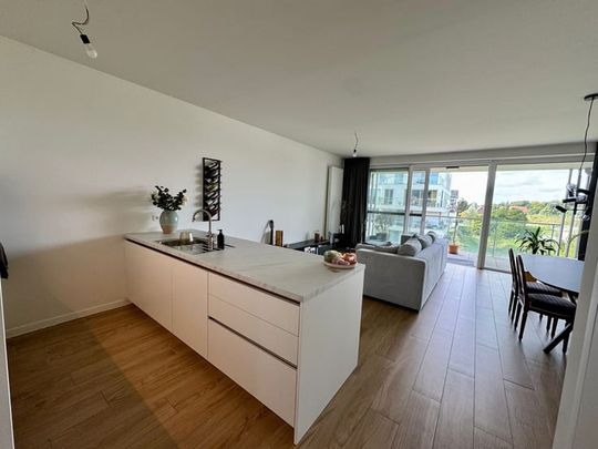 Appartement te huur - Photo 1