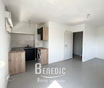 Location Appartement 1 pièce 27m² - Photo 2