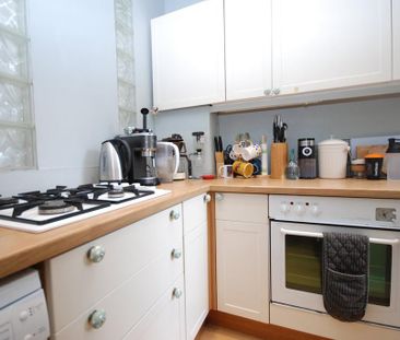 2 bedroom apartment to rent - Photo 6
