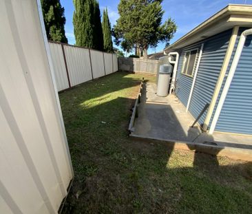 Two bedrooms free standing home. - Photo 1