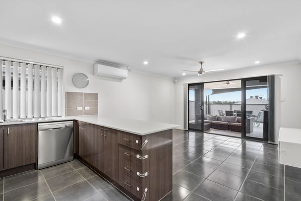 28 Benwerrin St,PIMPAMA - Photo 1