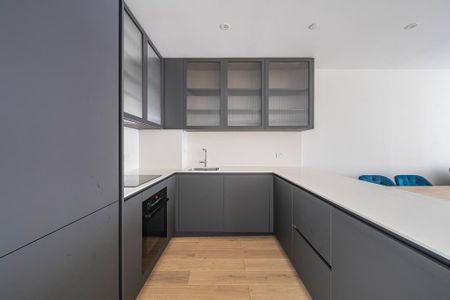 3 bedroom apartment to rent - Photo 2