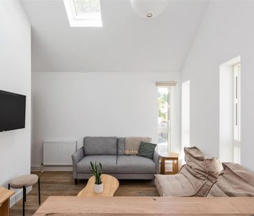 7 bedroom detached house to rent - Photo 2