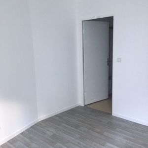 Location Appartement 1 pièce 22m² ORLEANS 45000 - Photo 3