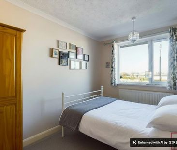 2 bedroom property to rent - Photo 4