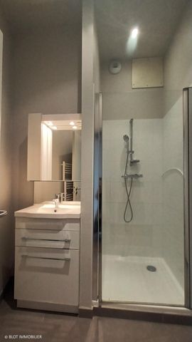 Location Appartement 3 pièces 71m² VANNES 56000 - Photo 4