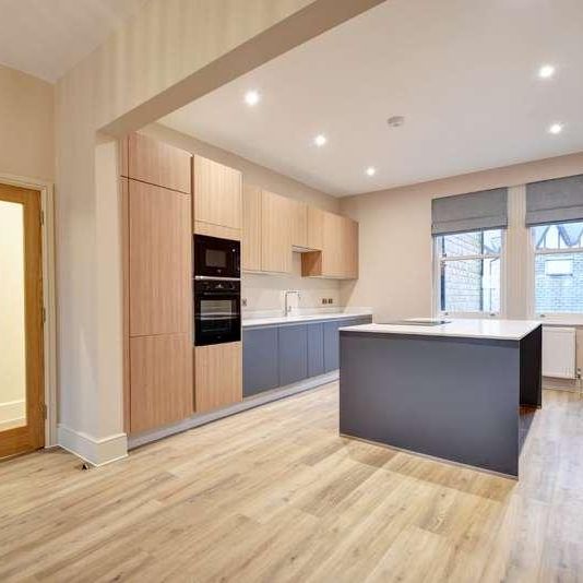 St. James's House, Harlow Moor Drive, Harrogate, North Yorkshire, HG2 - Photo 1