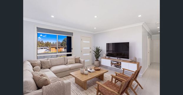 Contemporary Single Story Home with Stylish Interiors - Photo 1