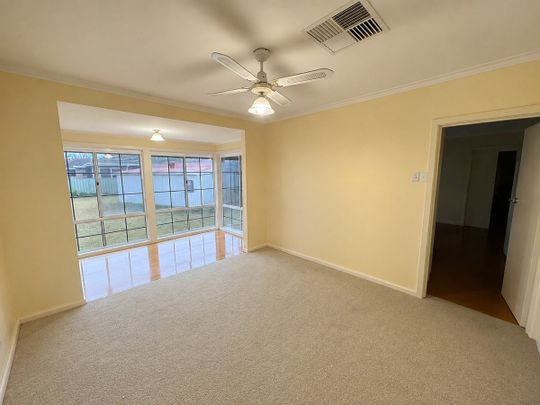 Spacious & Low-Maintenance Living in South Shepparton! - Photo 1