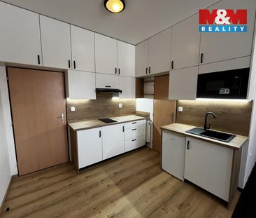 Pronájem bytu 1+kk a garsoniéry 25 m², Karlovarská 51, Řevničov - Photo 1