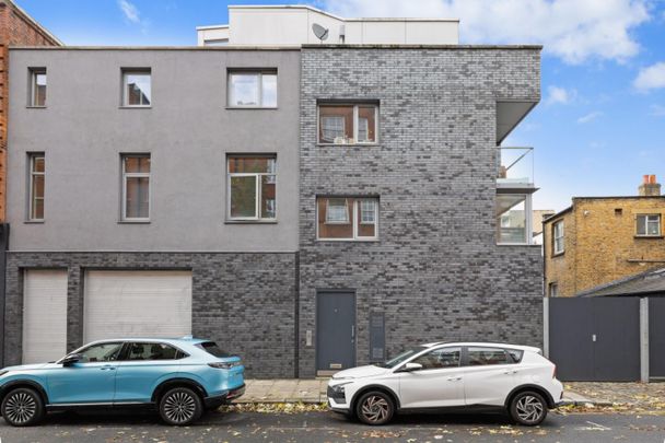 1 bedroom Flat To Let - Photo 1