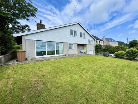 4 bedroom detached house to rent - Photo 2