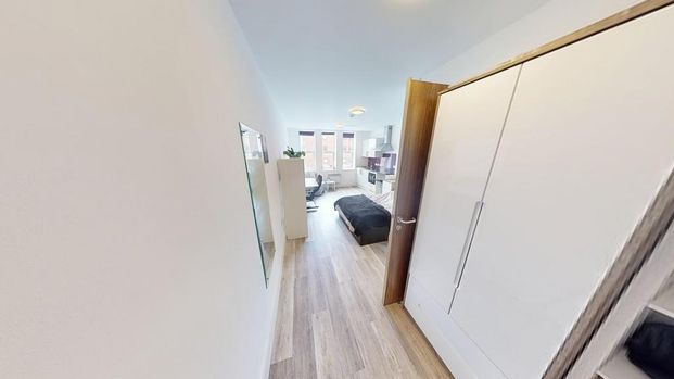 Studio to rent - Photo 1