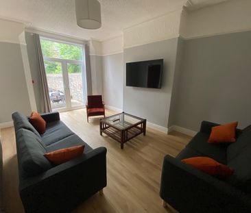 8 Bed Semi-Detached House, Rutland Avenue, L17 - Photo 2