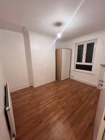 Room in a Shared House, Sidney Road, SE25 - Photo 2