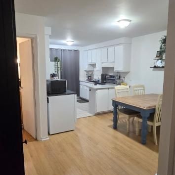 À Laval, un grand 4 1/2 à louer, disponible immédiatement - Photo 3