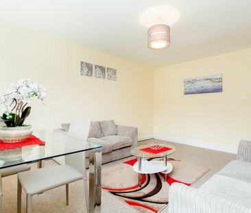 2 Bed Flat, High Road, N15 - Photo 4