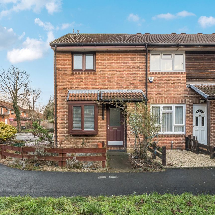 Sutherland Drive, Merton Abby Estate, Wimbledon, London, SW19 - Photo 1