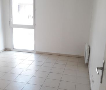 location Appartement T2 DE 43.77m² À CORBEIL ESSONNES - Photo 3