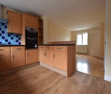 3 Bedroom Semi Detached To Let - Photo 6