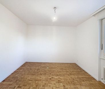 CHARMANT LOGEMENT TRES BIEN SITUE ET ENTIEREMENT RENOVE - Foto 4