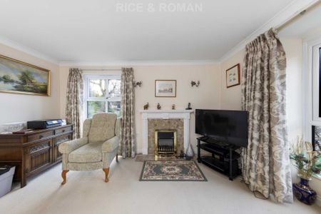 1 Bedroom Apartment, Firwood Court – Camberley - Photo 2