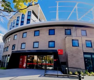 Accessible Single Bedroom - Photo 6