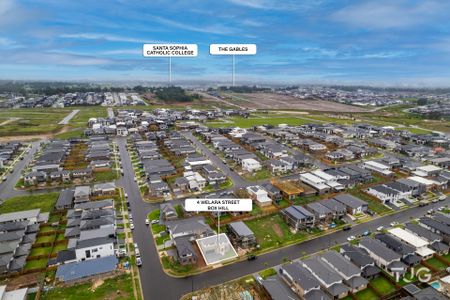 Exquisite Double Storey Home - Photo 5