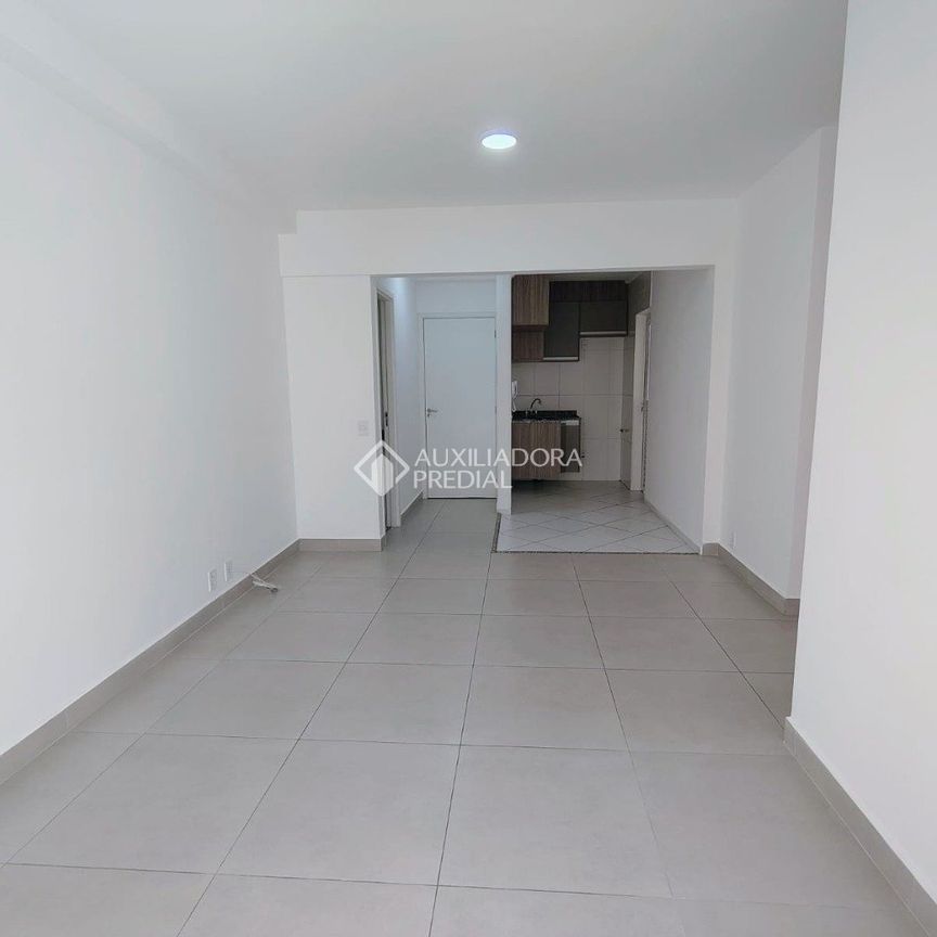 Apartamento com 2 quartos e 64m² para alugar em Jardim Ampliação, São Paulo. - Foto 1