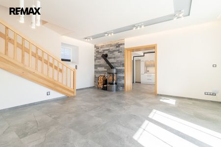 Pronájem domu 129 m² s pozemkem 100 m² - Photo 2