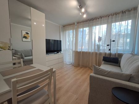 Kawalerka przy Lotnisku Chopina KOR34b 17 m² - Photo 4